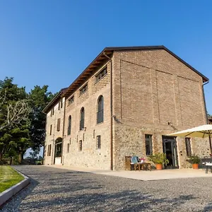 Alloggio per agriturismo I Tre Colli -rubbiano-, Viazzano