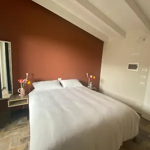 Alloggio per agriturismo Fuoridicampo Blu, Roncovetro